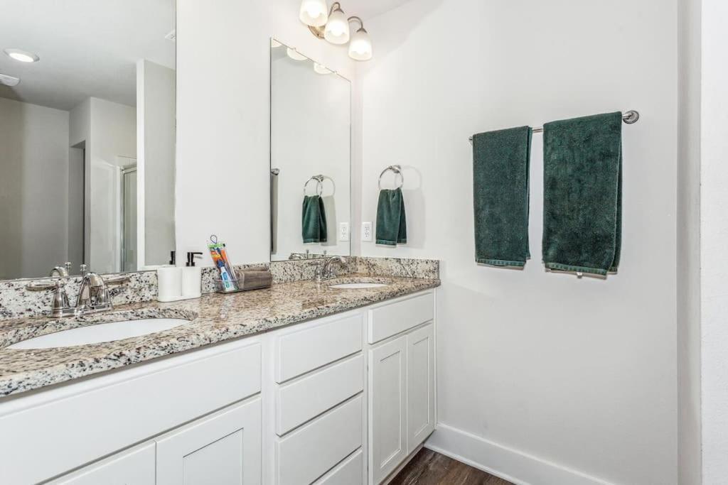 Luxury Townhome Near Downtown And Pensacola Beach Exterior foto
